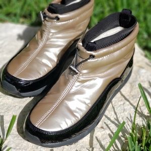 Like New Sporto Booties